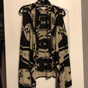 Tribal pattern asymmetrical sweater vest